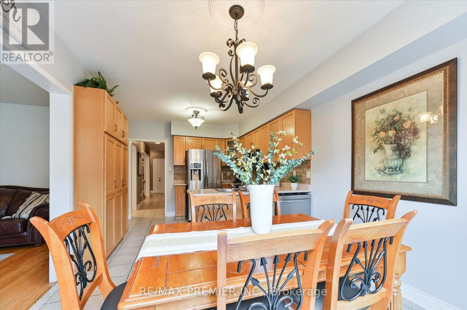 24 CULTURE CRESCENT Image 11