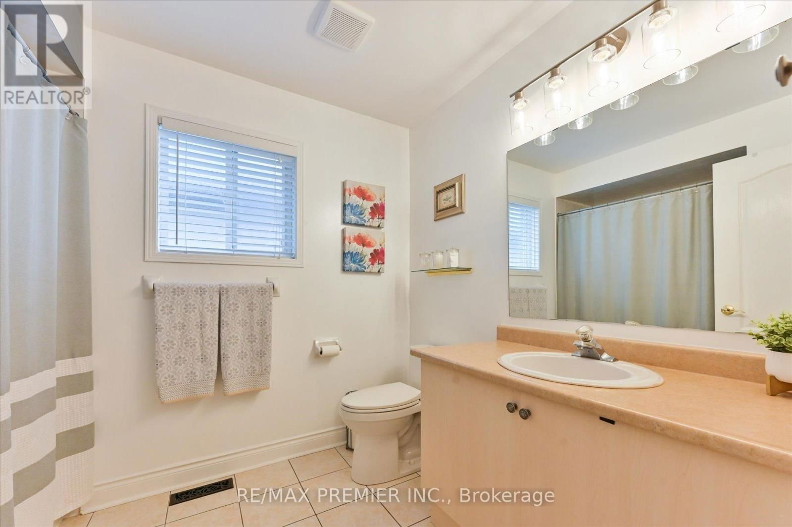 24 CULTURE CRESCENT Image 26
