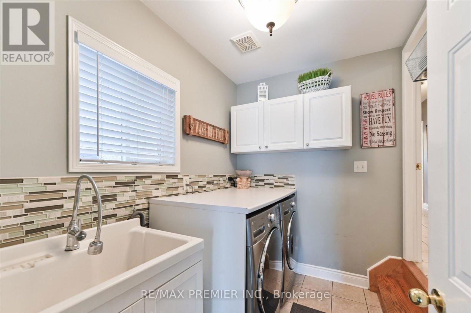 24 CULTURE CRESCENT Image 32