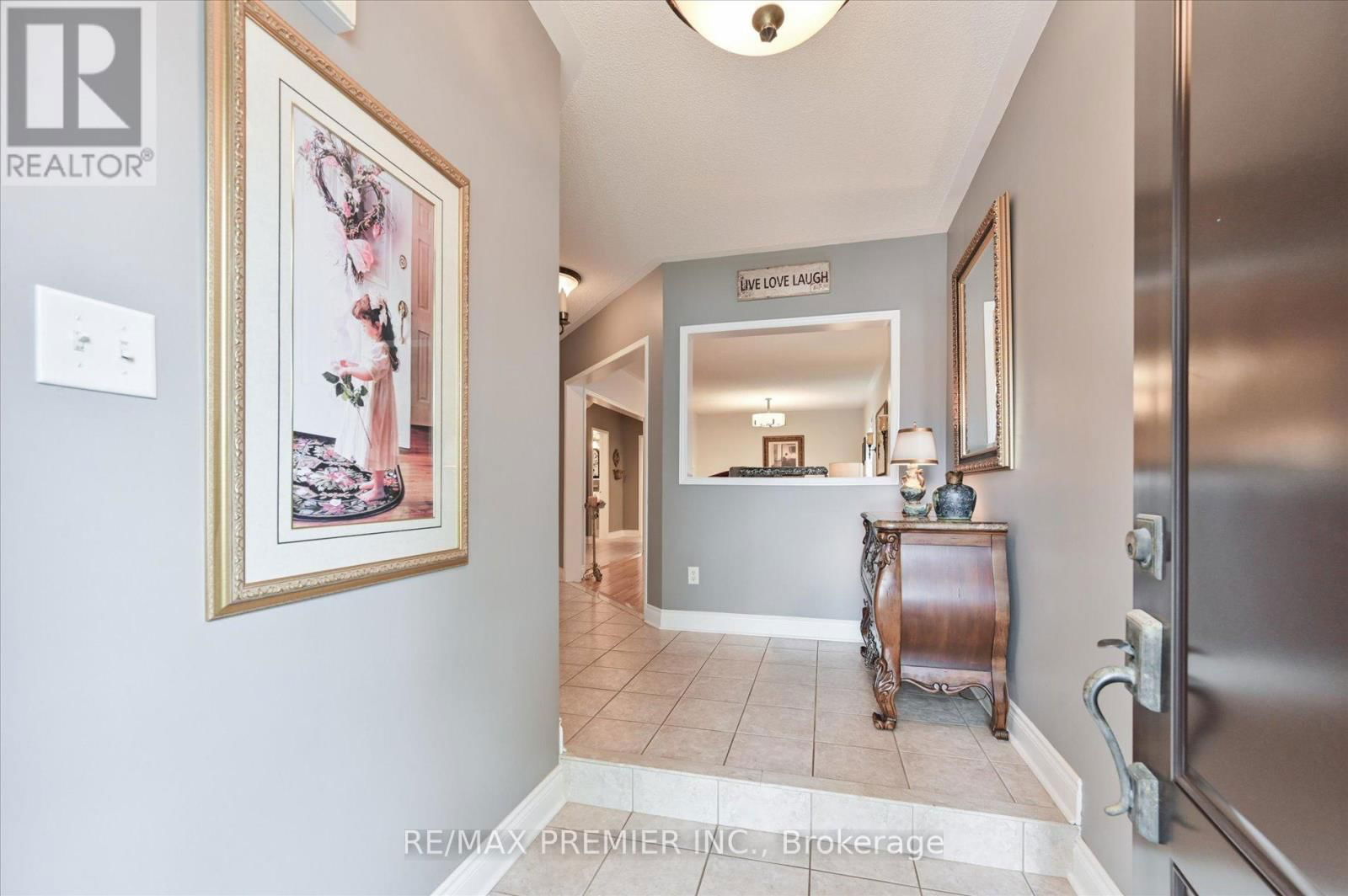 24 CULTURE CRESCENT Image 4