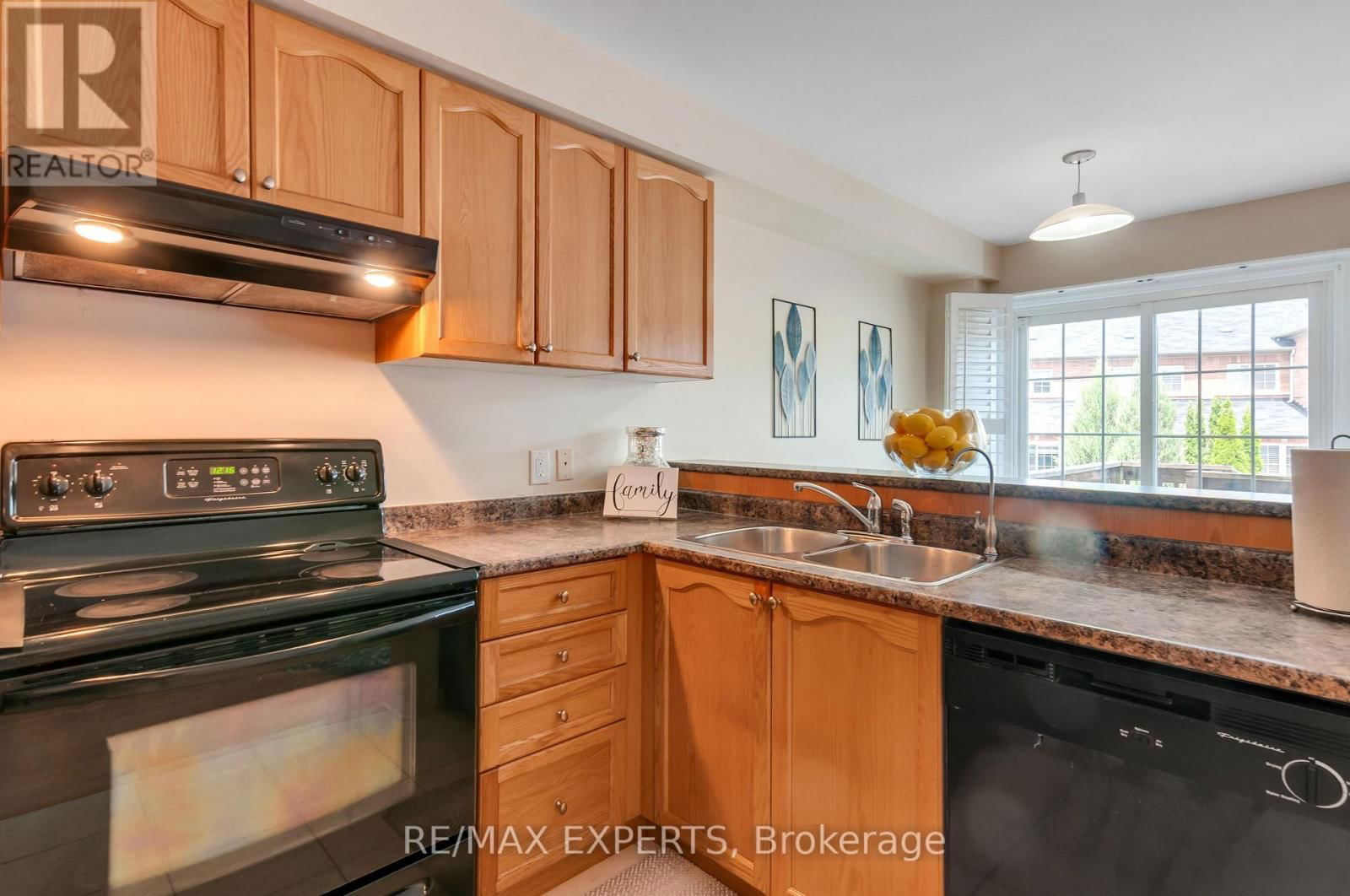 48 - 76 EAGLE TRACE DRIVE Image 15