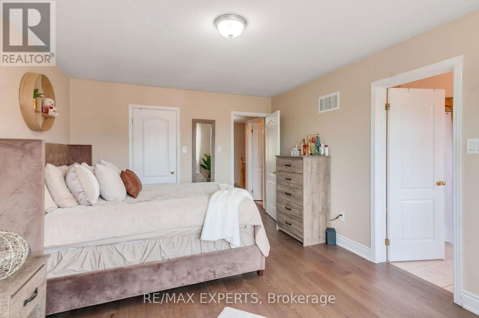 48 - 76 EAGLE TRACE DRIVE Image 23