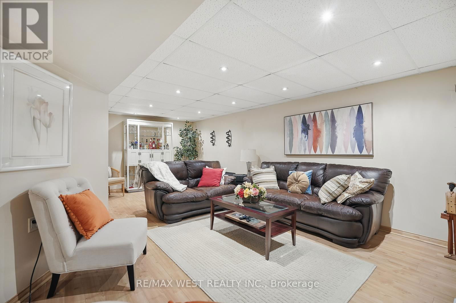 3060 ILOMAR COURT Image 31