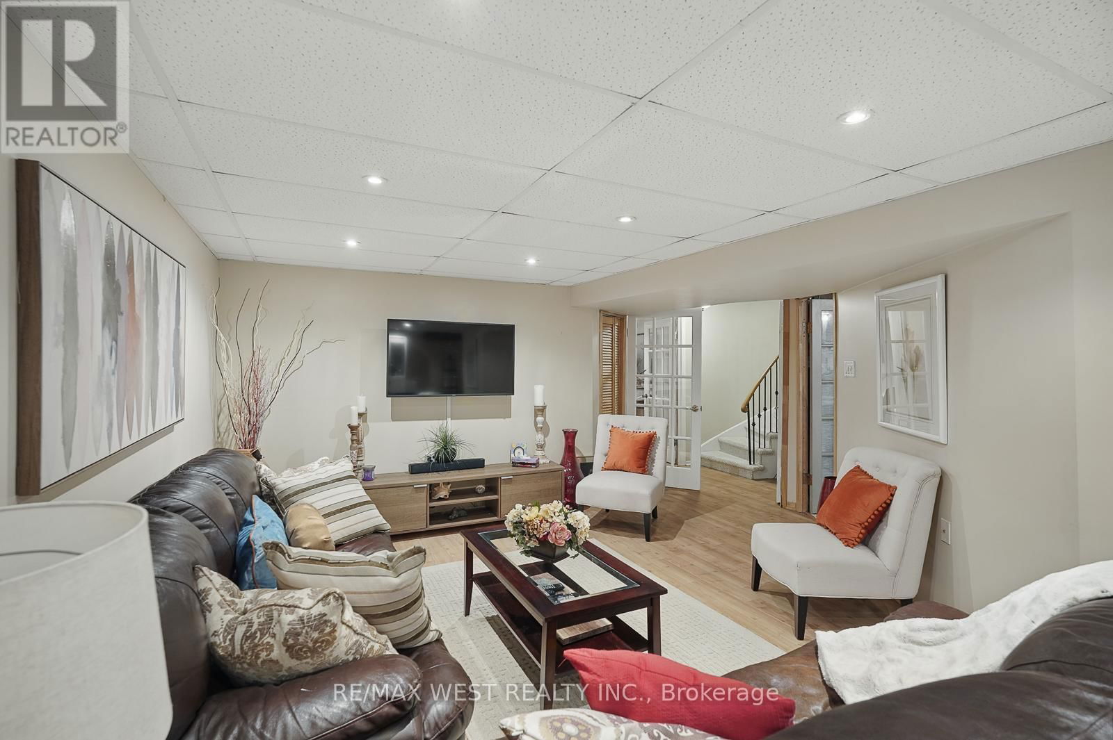 3060 ILOMAR COURT Image 33