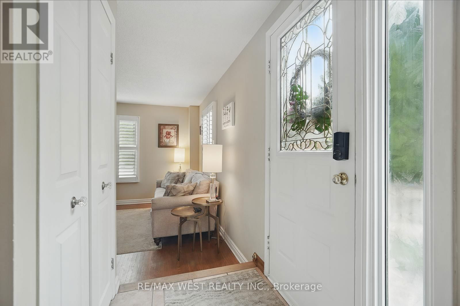 3060 ILOMAR COURT Image 5