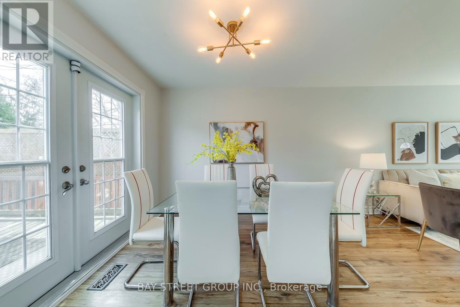 445 SAMFORD PLACE Image 14