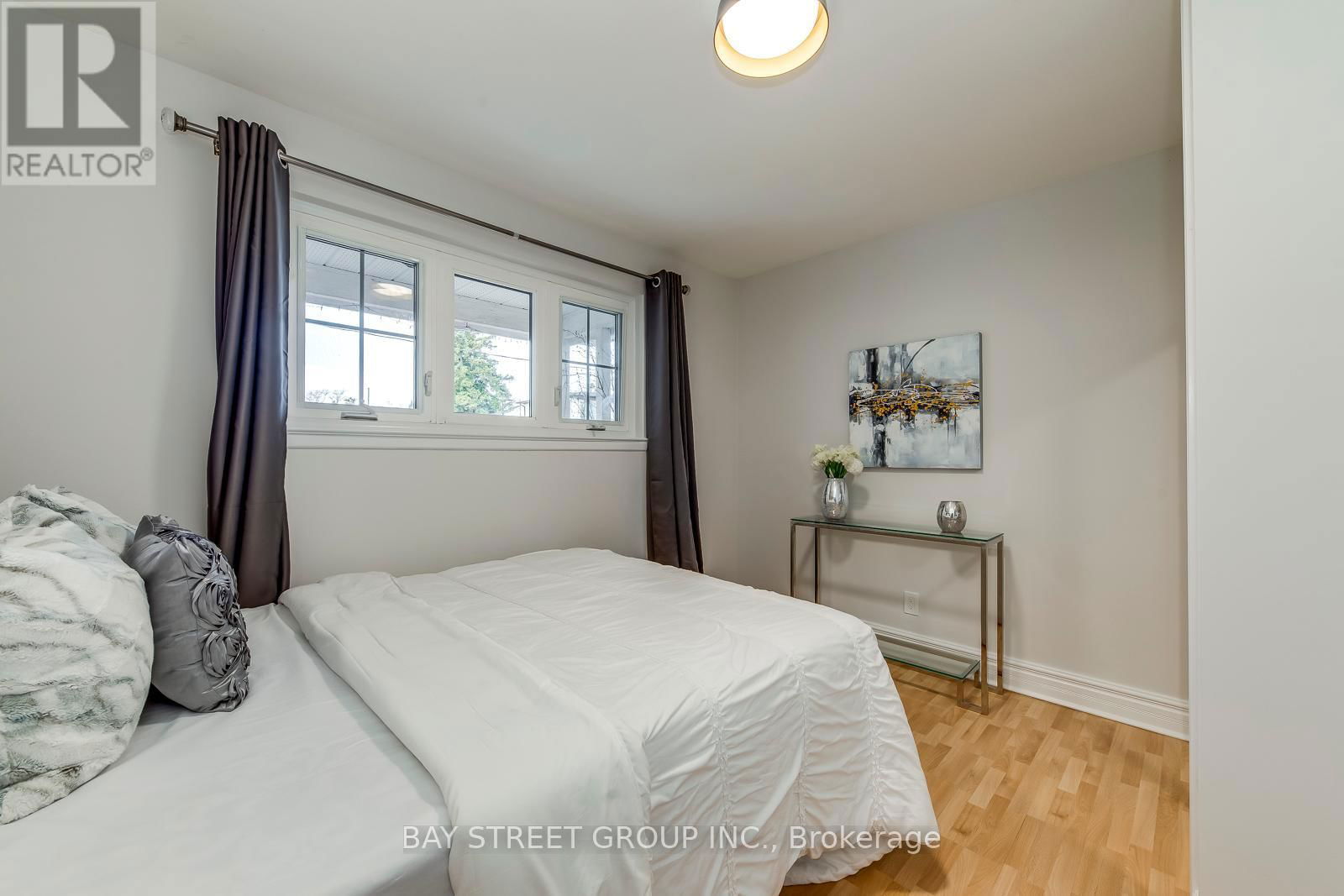 445 SAMFORD PLACE Image 22