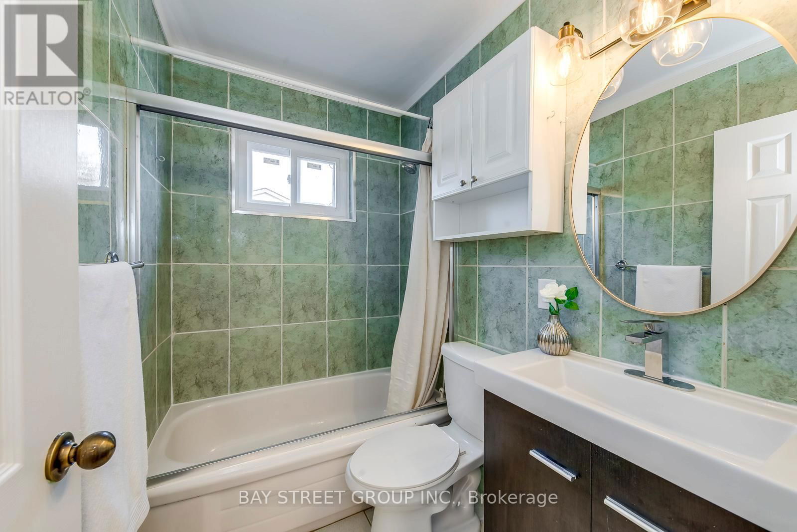445 SAMFORD PLACE Image 25