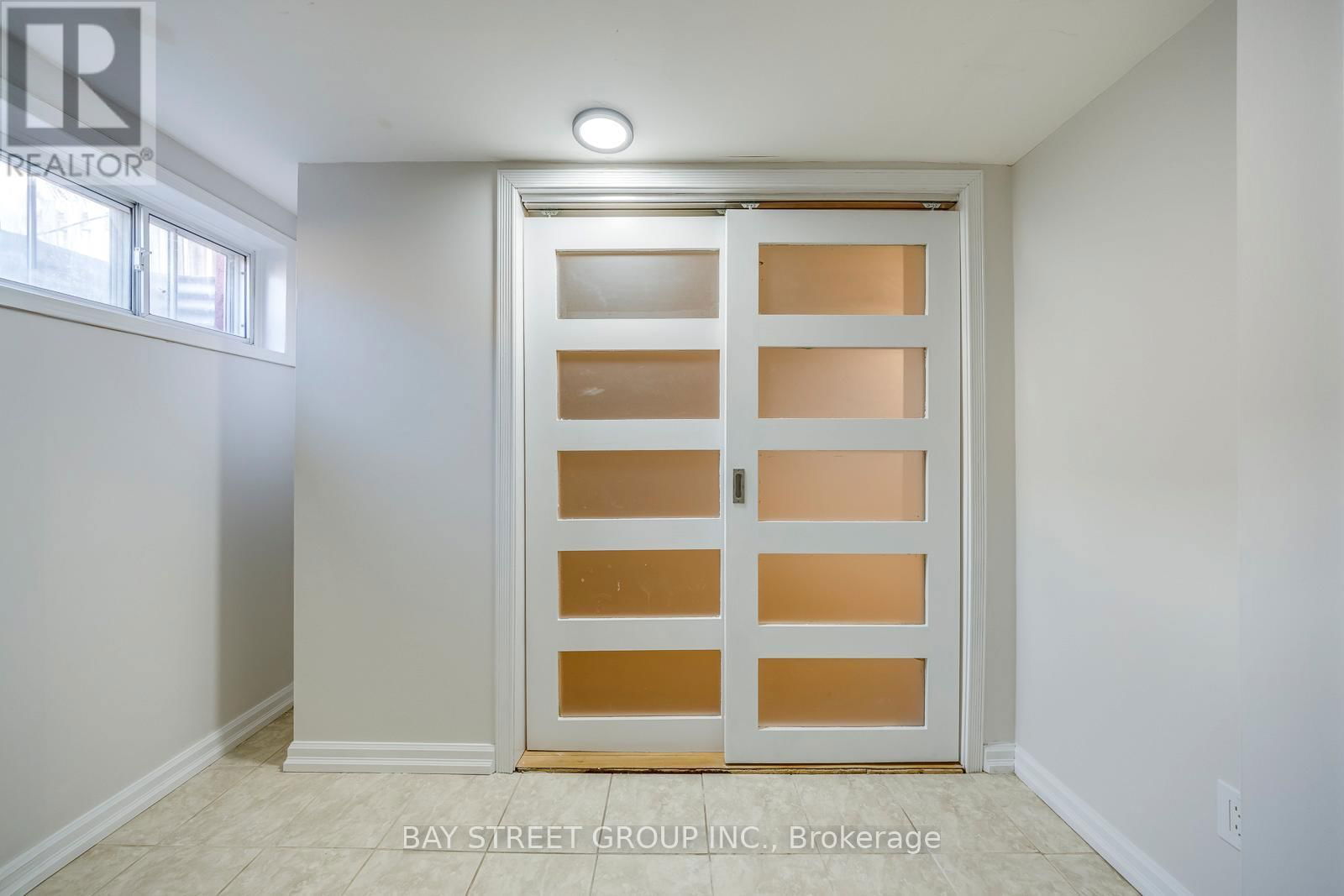 445 SAMFORD PLACE Image 35