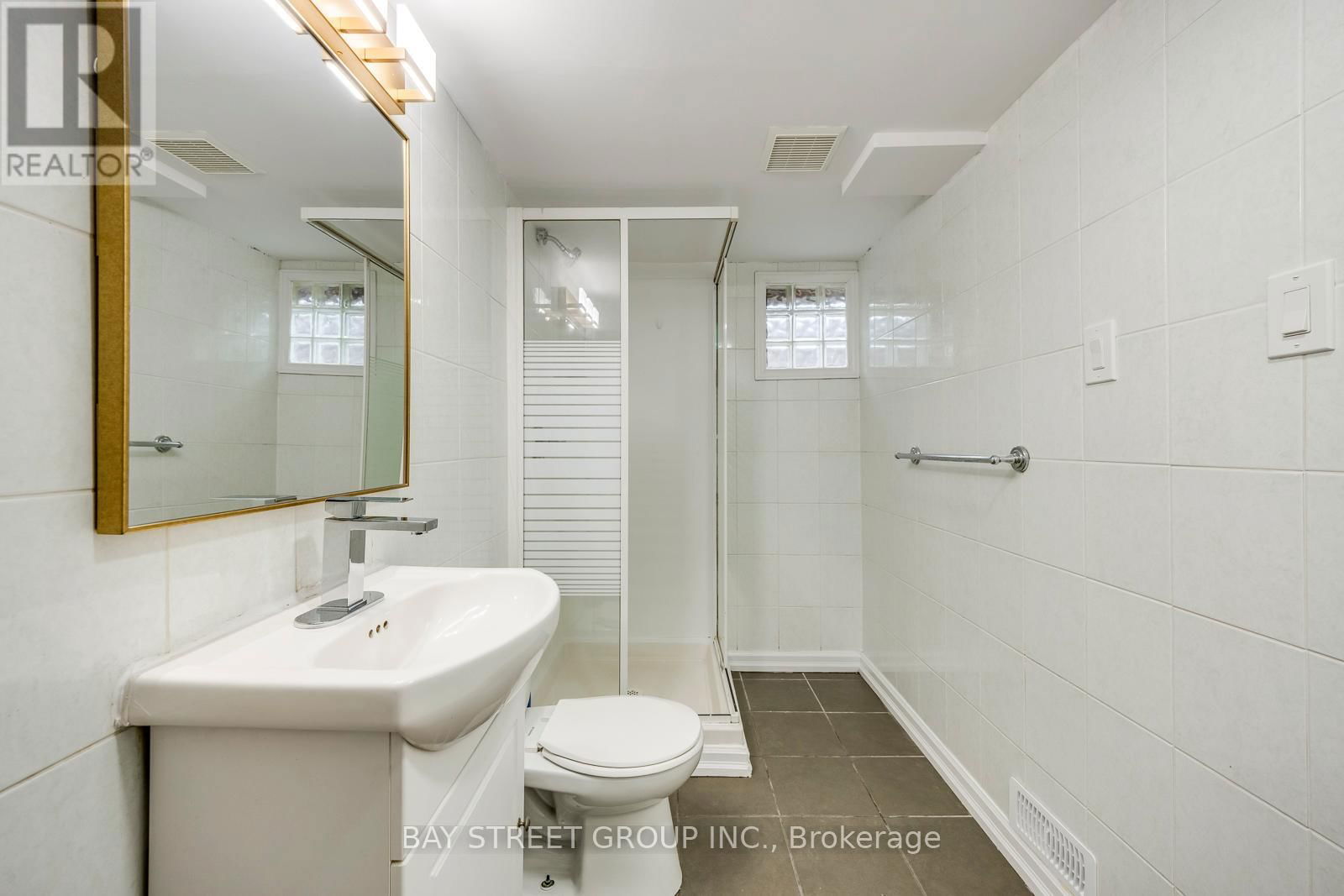 445 SAMFORD PLACE Image 36