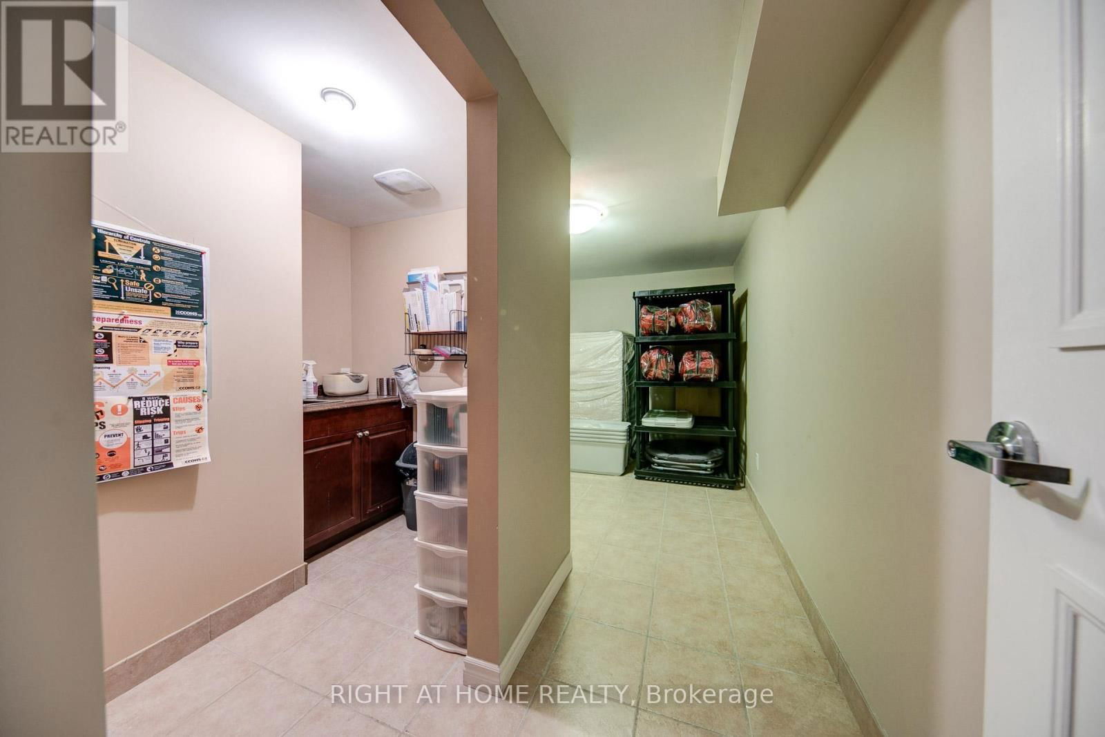 10 - 120 BRONTE ROAD Image 12