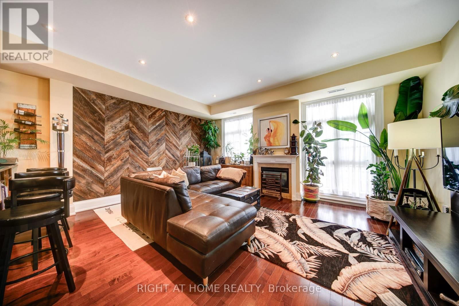 10 - 120 BRONTE ROAD Image 22