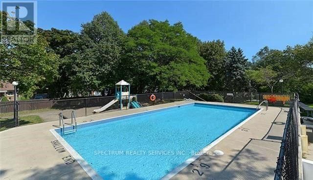 903 - 3559 EGLINTON AVENUE WEST Image 18