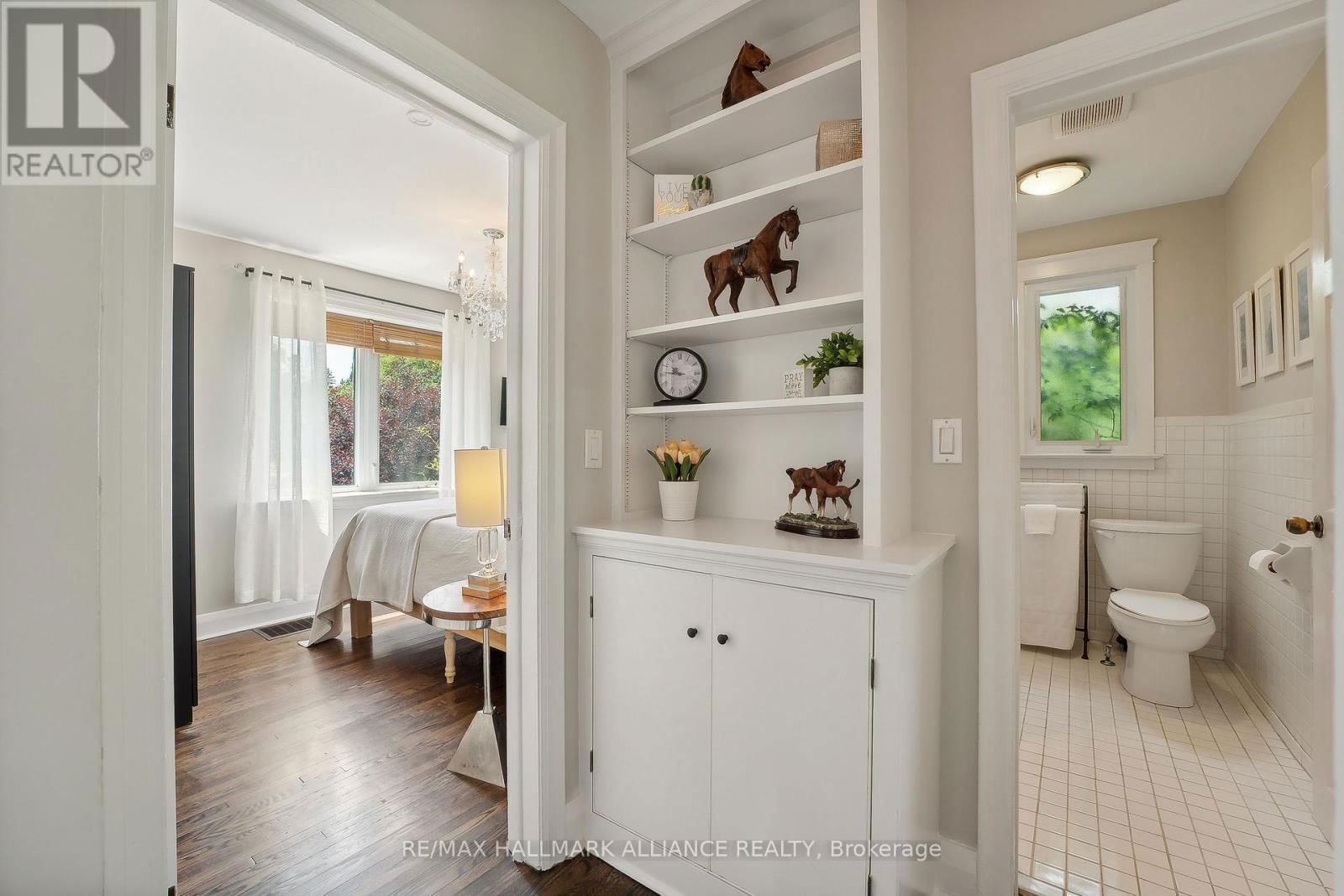 1089 CHURCHILL AVENUE Image 12