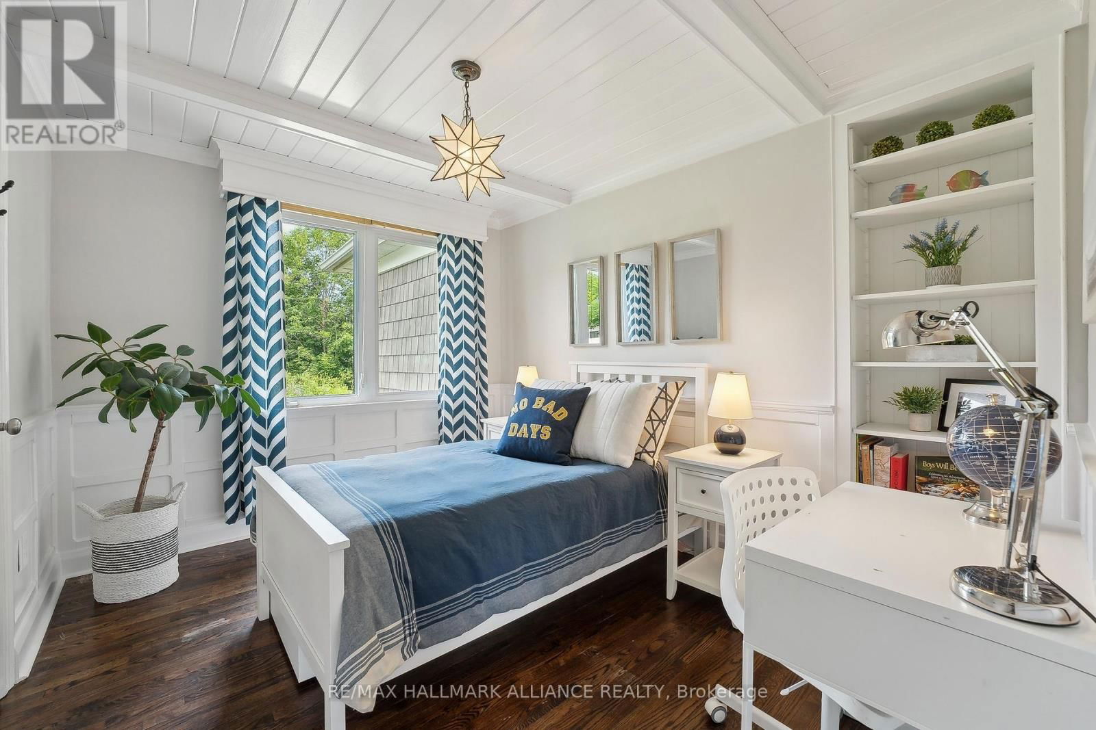 1089 CHURCHILL AVENUE Image 18