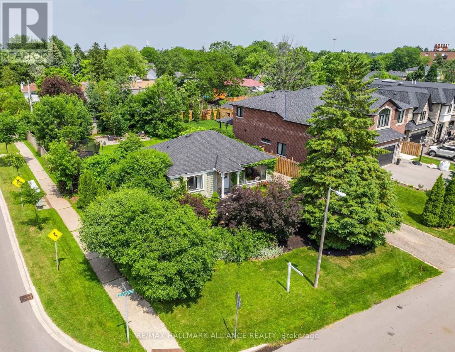 1089 CHURCHILL AVENUE Image 45