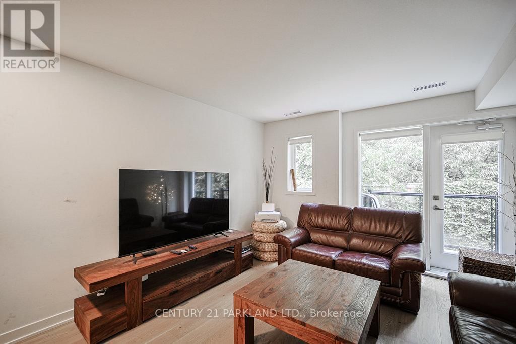 102 - 110 CANON JACKSON DRIVE Image 11