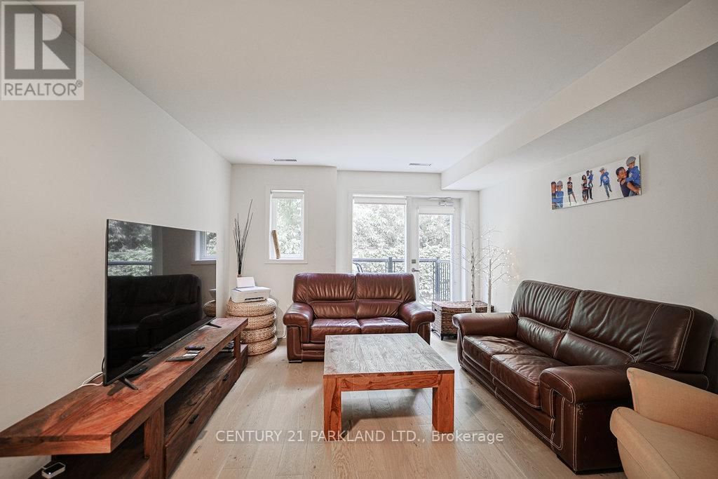 102 - 110 CANON JACKSON DRIVE Image 12
