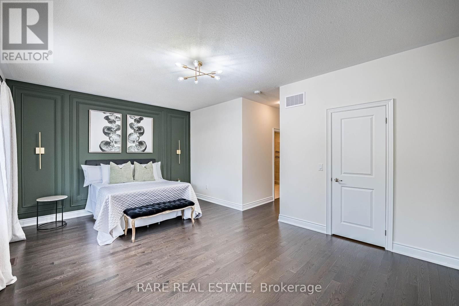 1331 MERTON ROAD Image 19