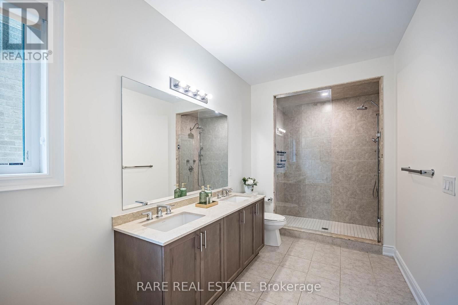 1331 MERTON ROAD Image 24
