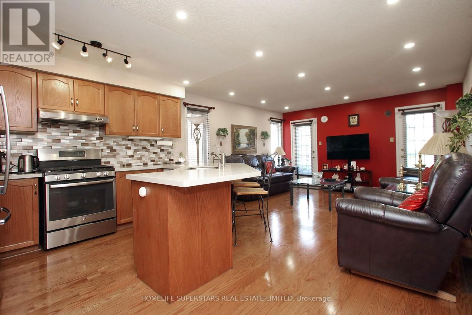 1123 FOXGLOVE PLACE Image 13