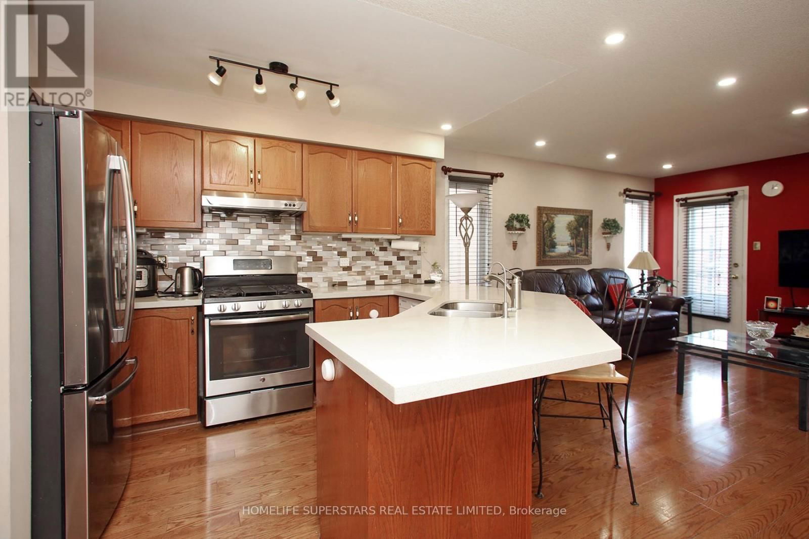 1123 FOXGLOVE PLACE Image 9