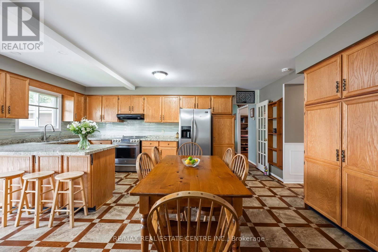 8 PASSMORE AVENUE Image 21