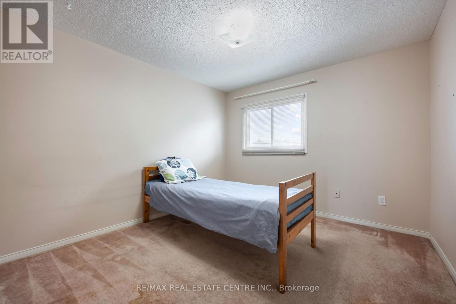 8 PASSMORE AVENUE Image 28