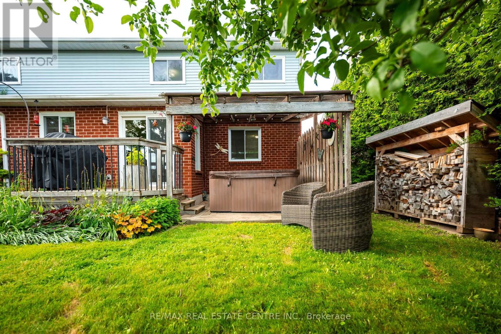 8 PASSMORE AVENUE Image 8