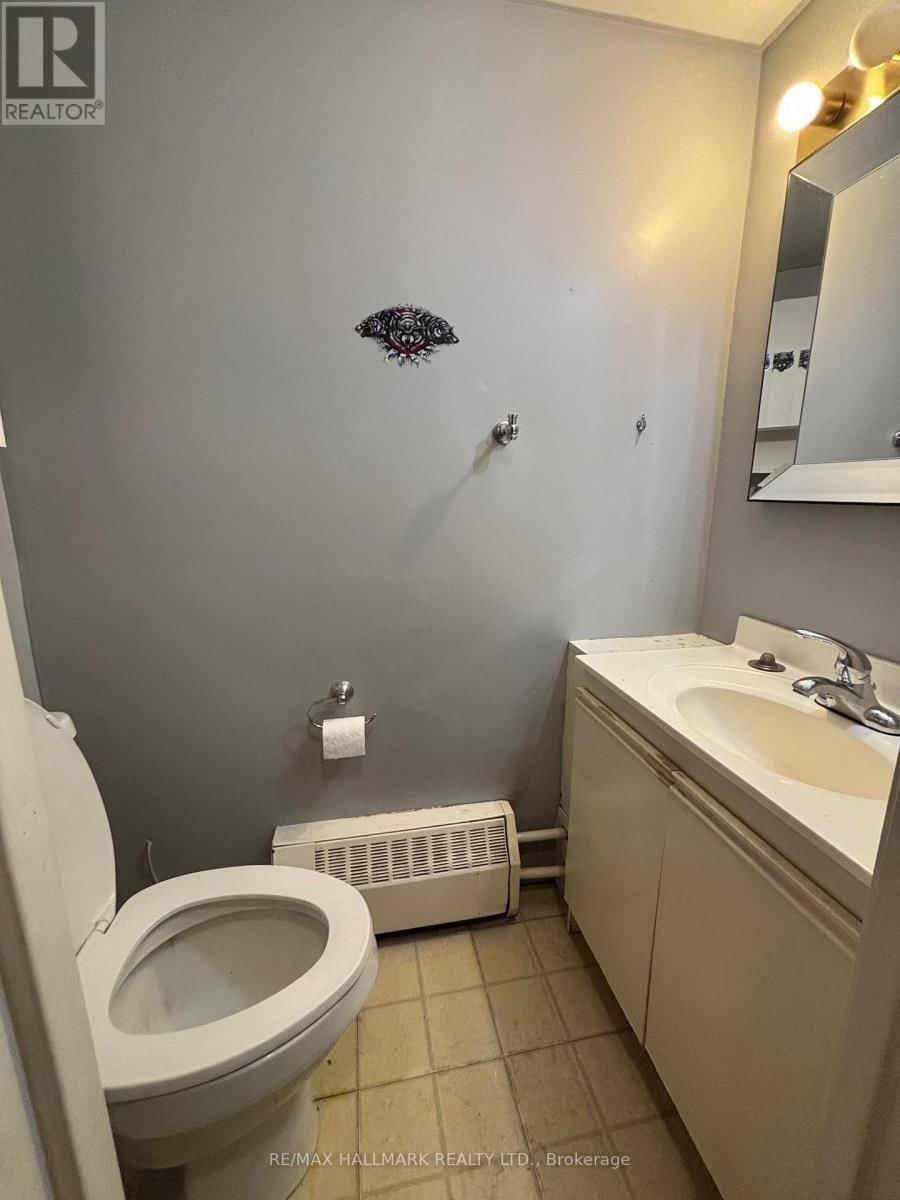 213 - 1625 BLOOR STREET Image 5