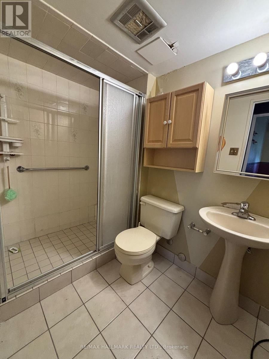 213 - 1625 BLOOR STREET Image 6