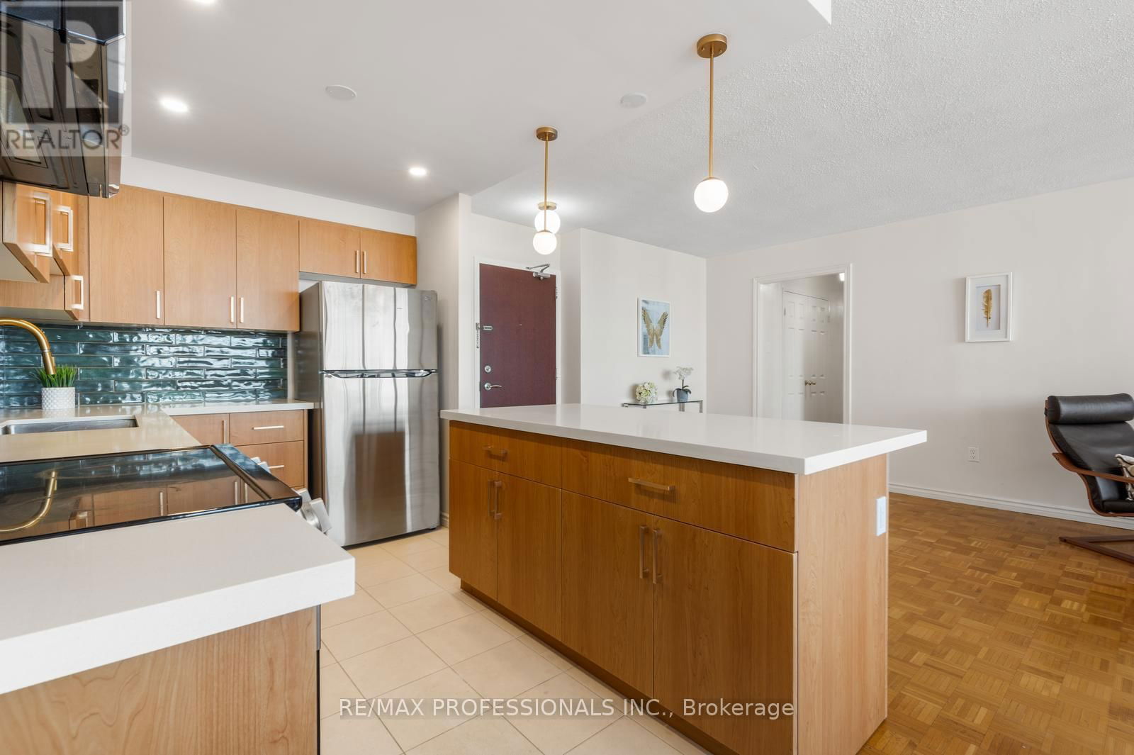 2107 - 360 RIDELLE AVENUE Image 10