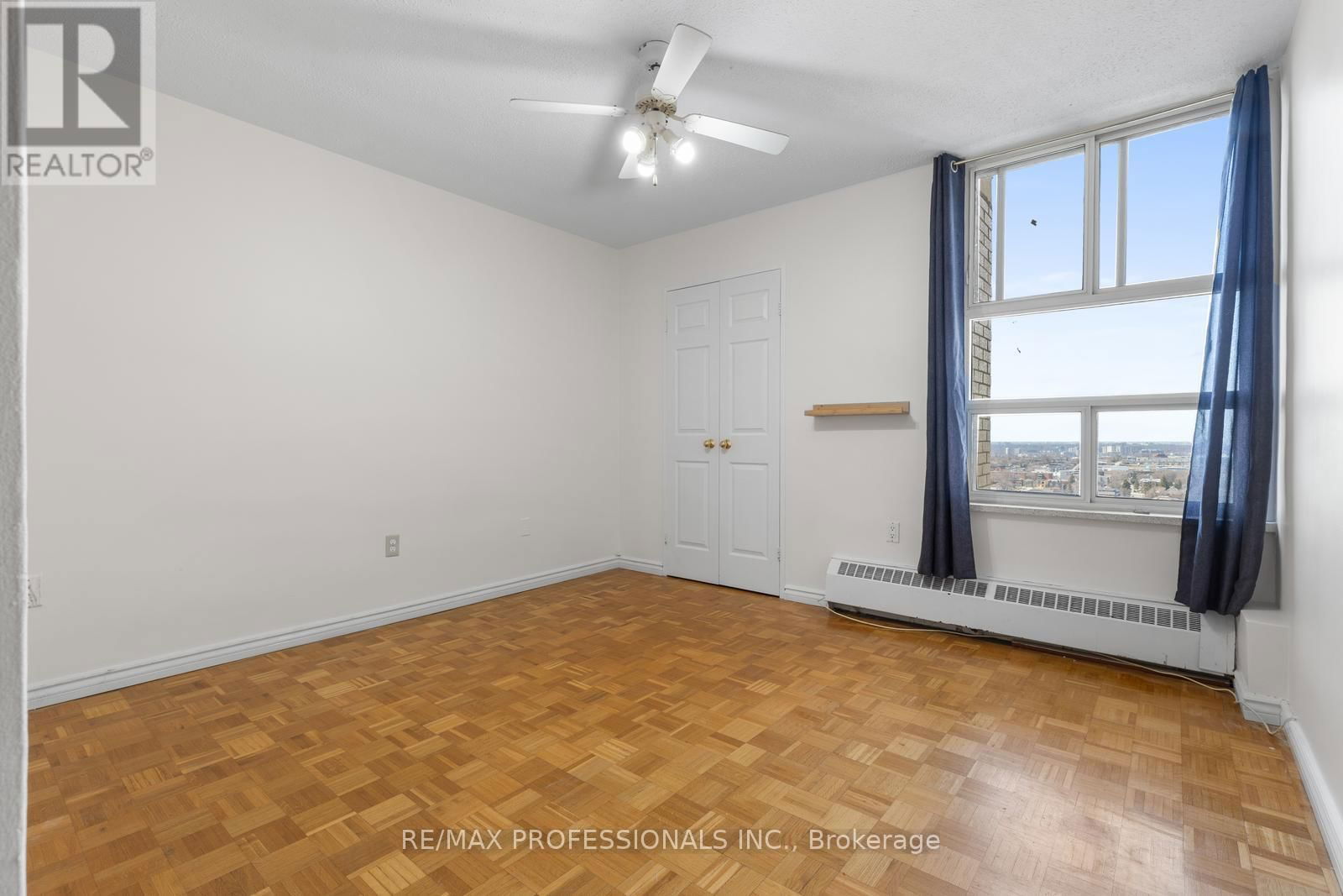 2107 - 360 RIDELLE AVENUE Image 14