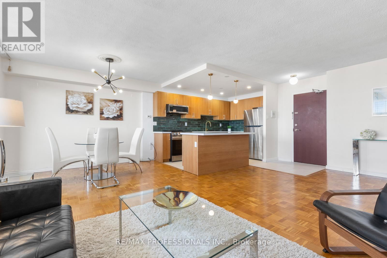 2107 - 360 RIDELLE AVENUE Image 4