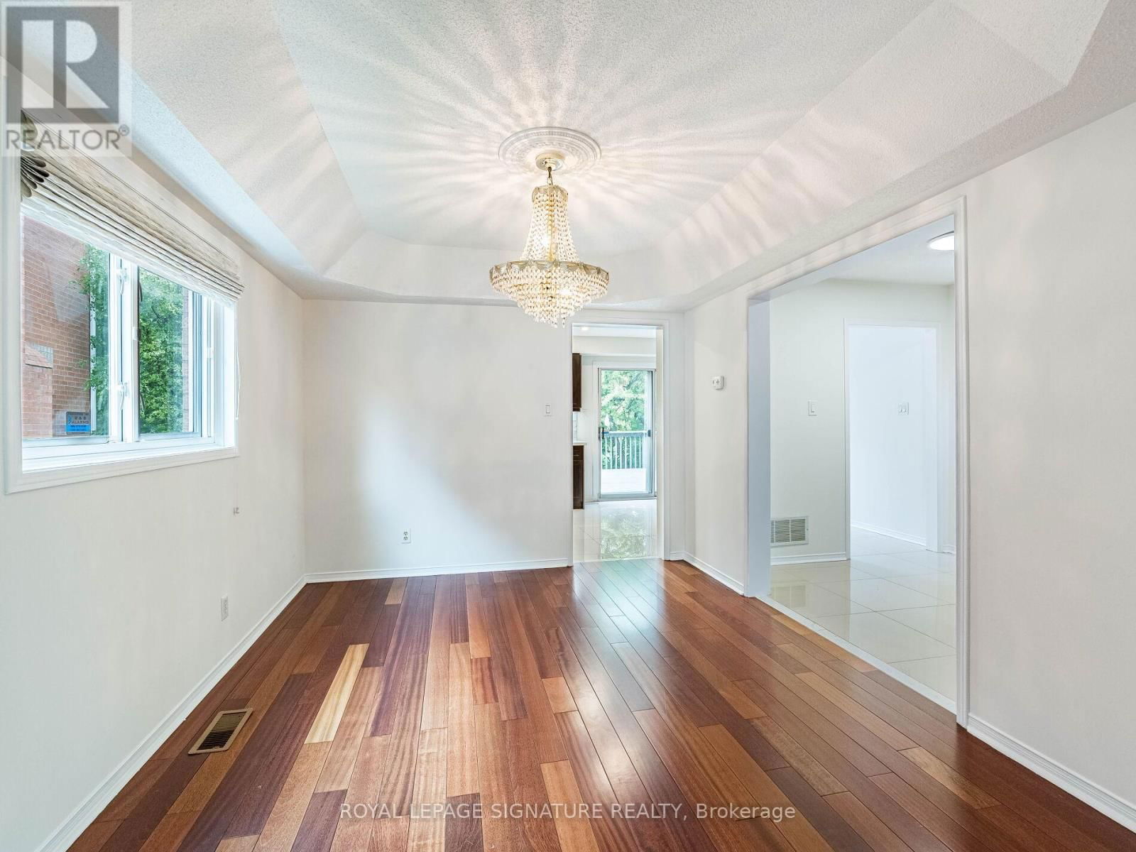 86 VALONIA DRIVE Image 10