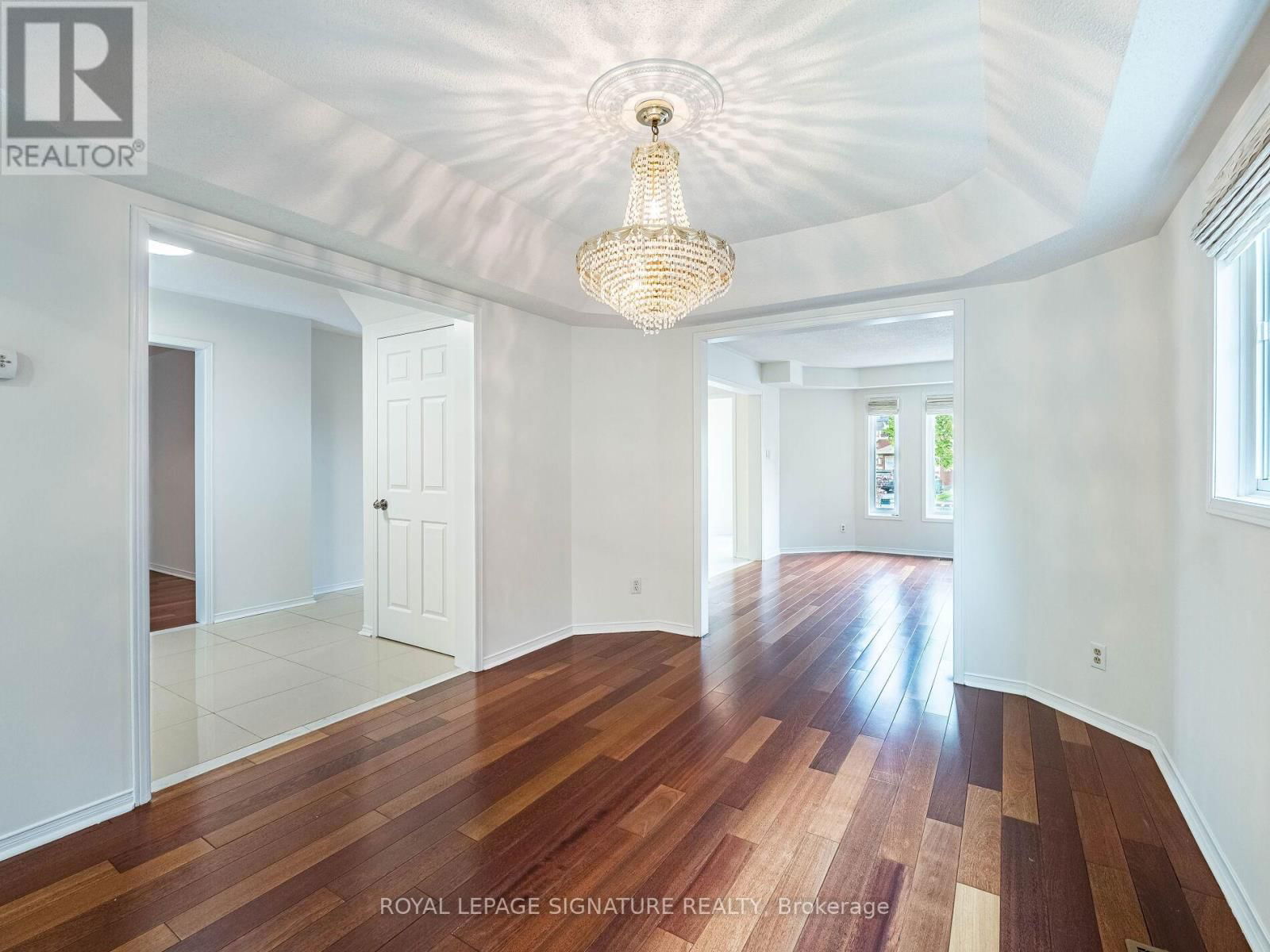 86 VALONIA DRIVE Image 11