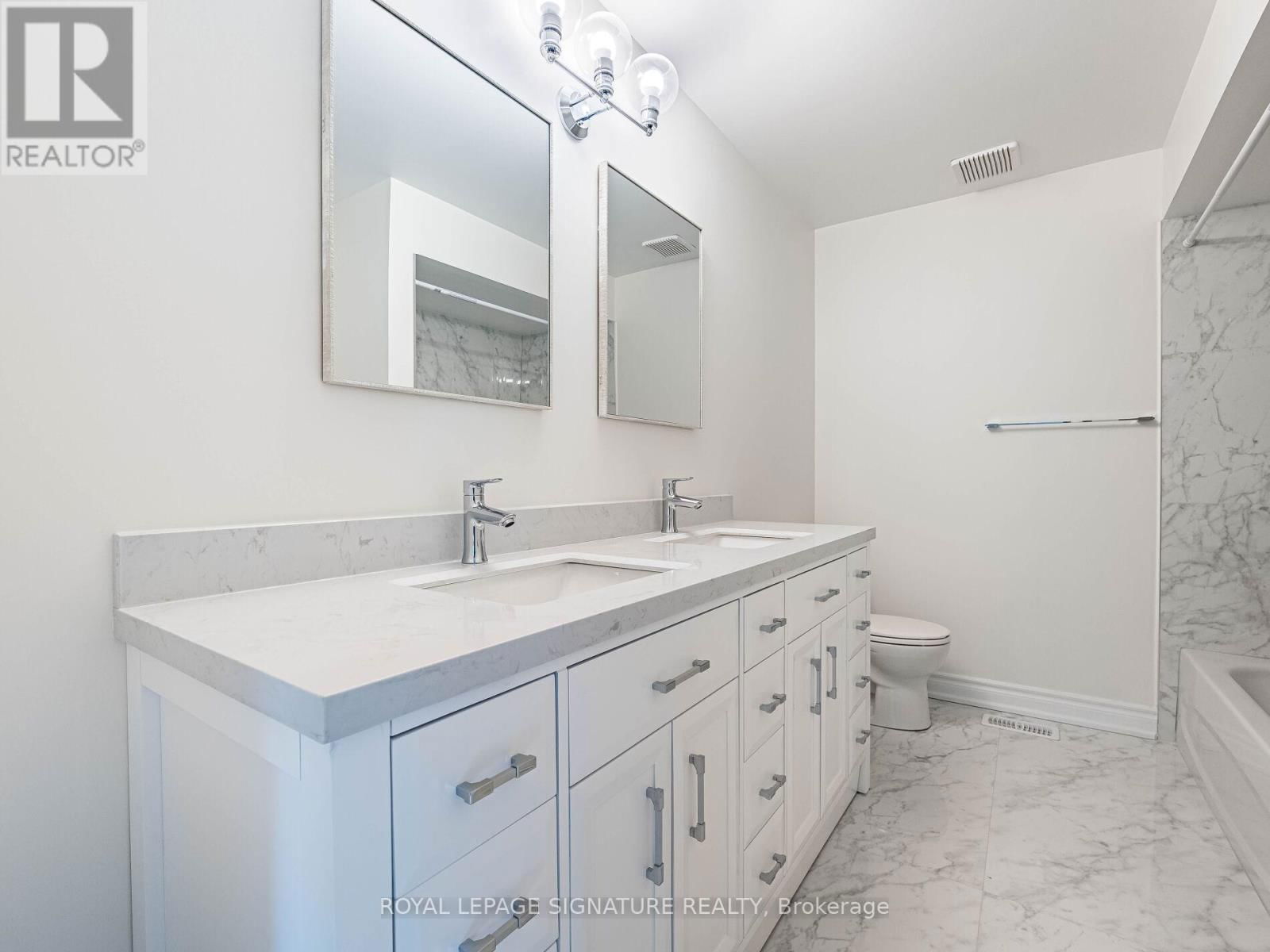 86 VALONIA DRIVE Image 38