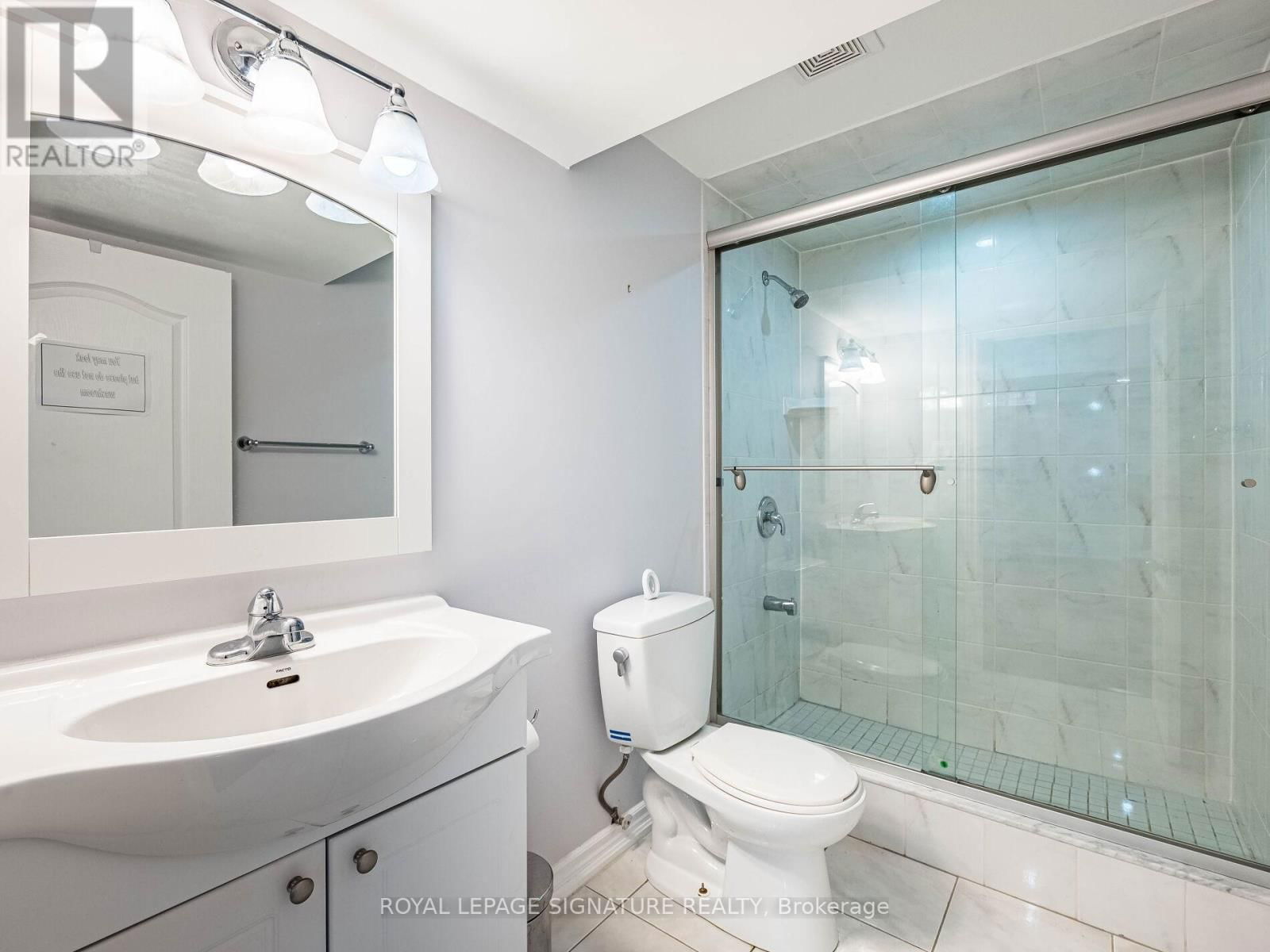 86 VALONIA DRIVE Image 46