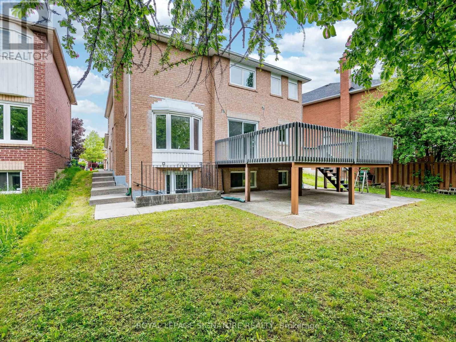 86 VALONIA DRIVE Image 49