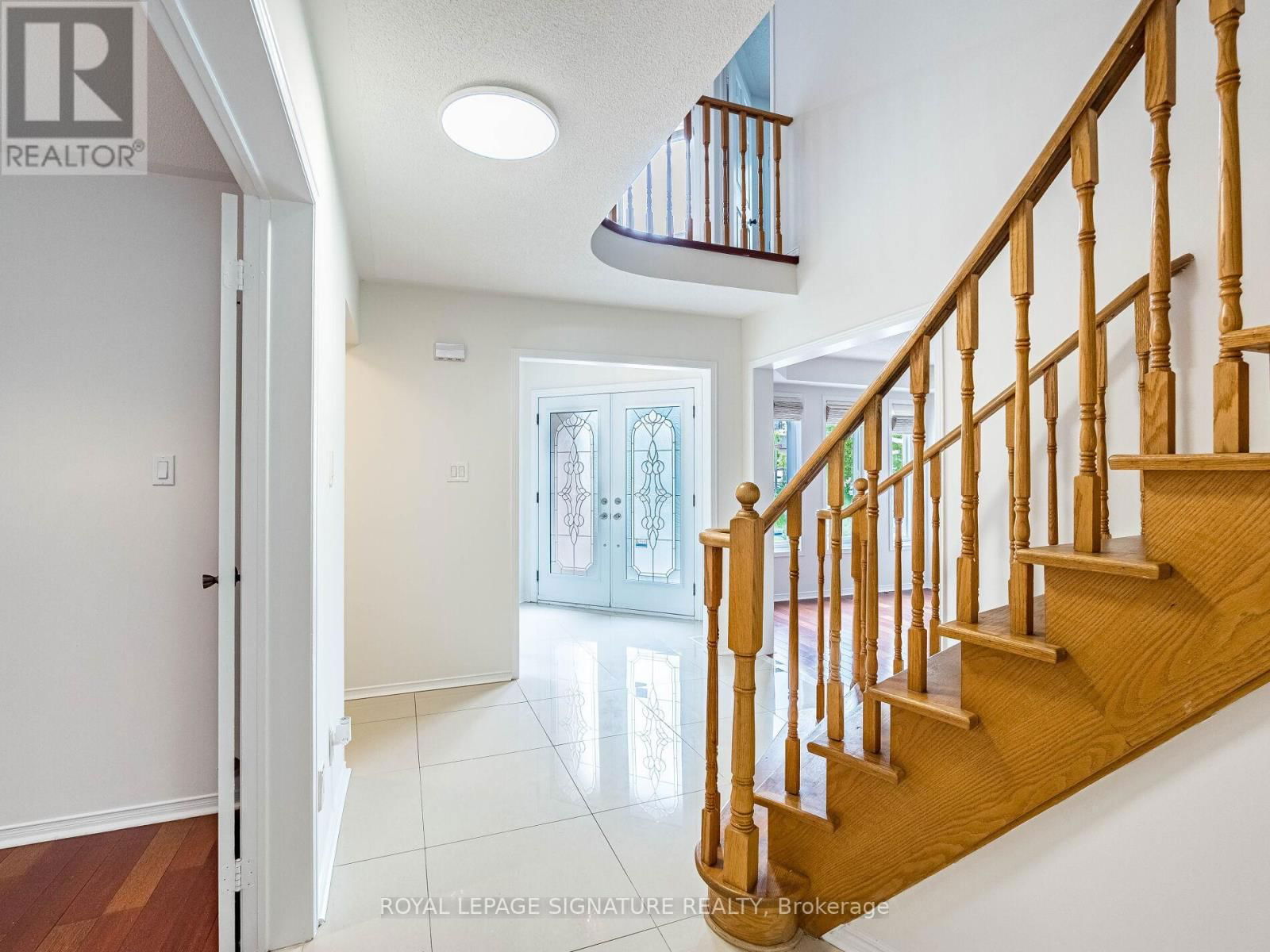 86 VALONIA DRIVE Image 6