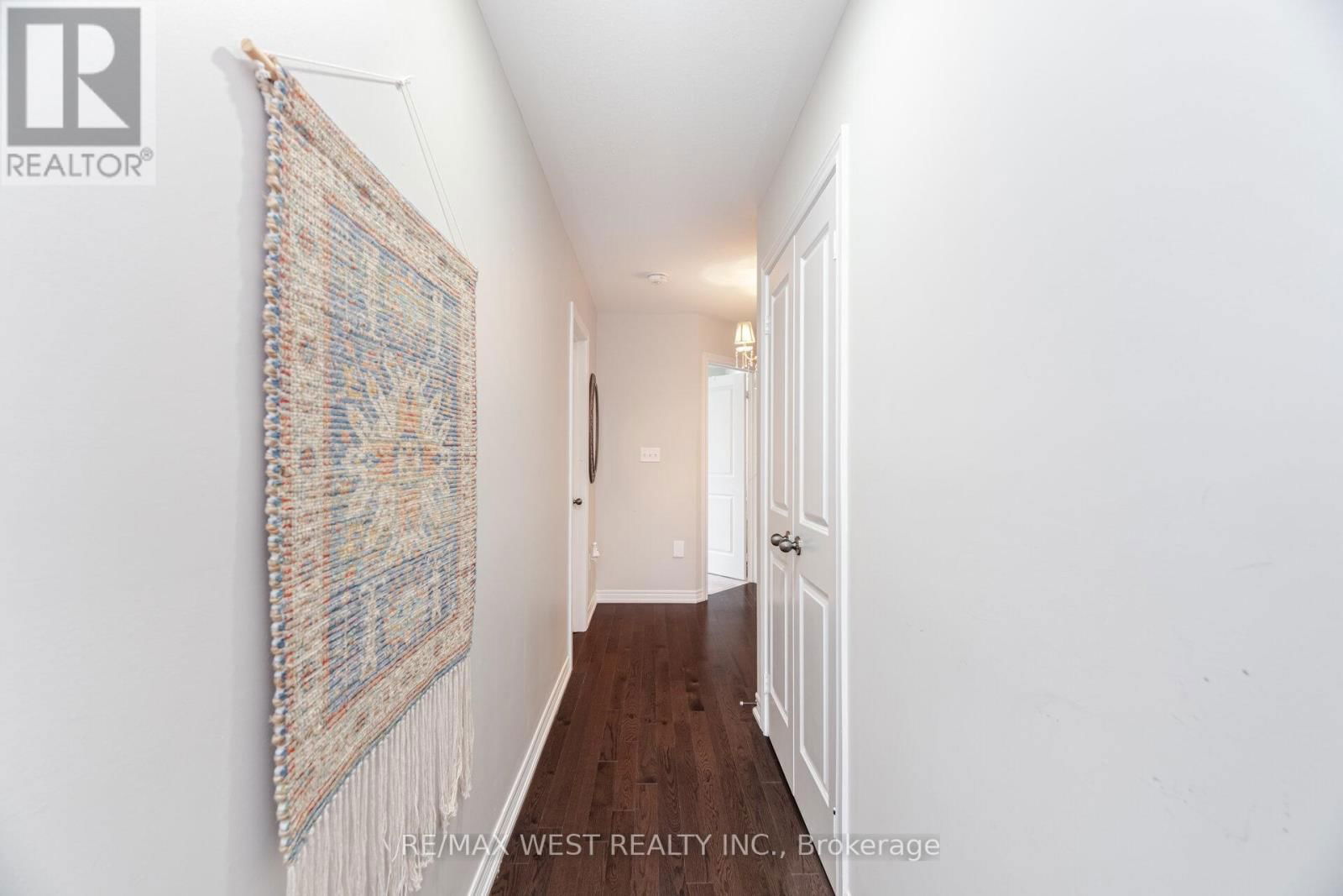70 HOGAN MANOR DRIVE Image 24