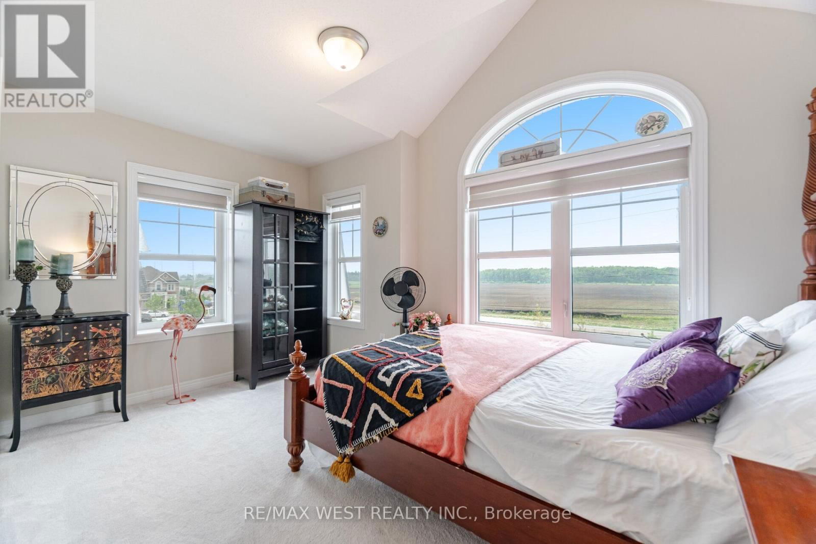 70 HOGAN MANOR DRIVE Image 29