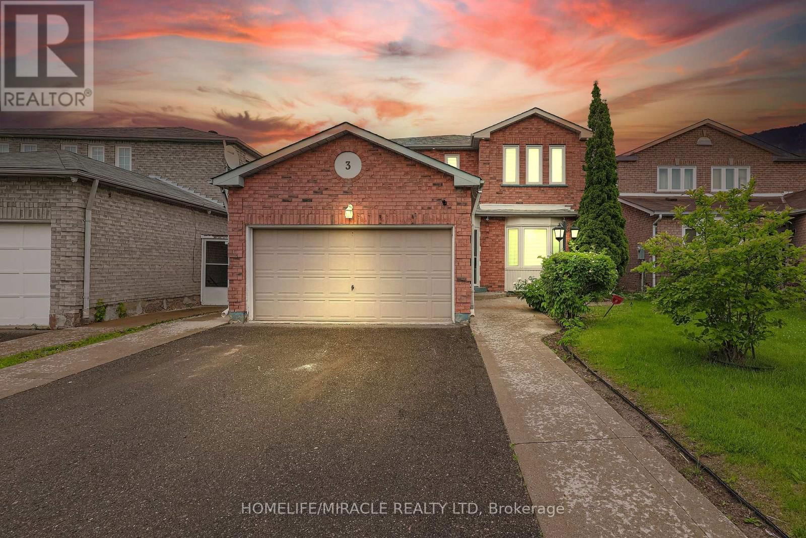 3 HAWKWAY COURT Image 1