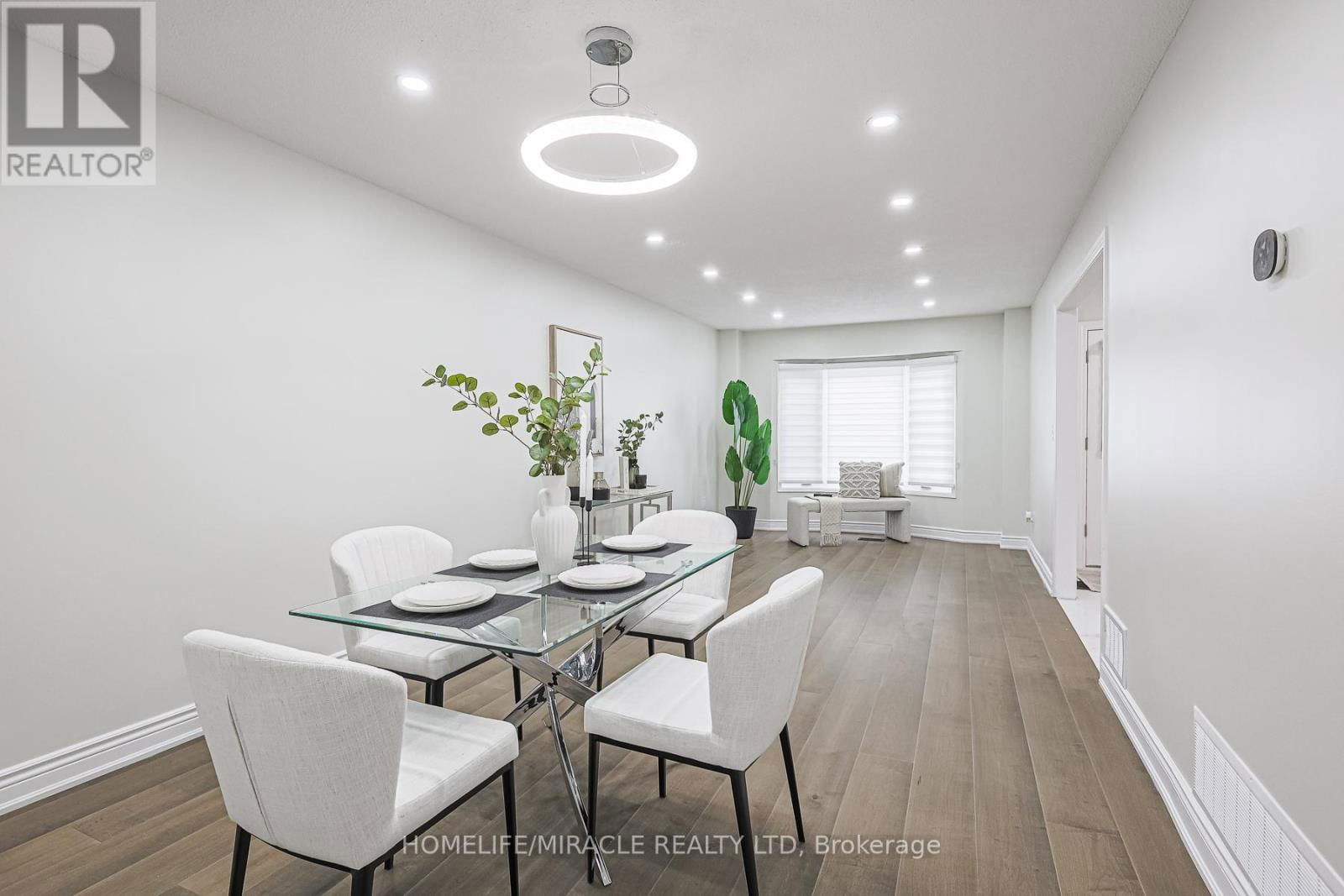 3 HAWKWAY COURT Image 13