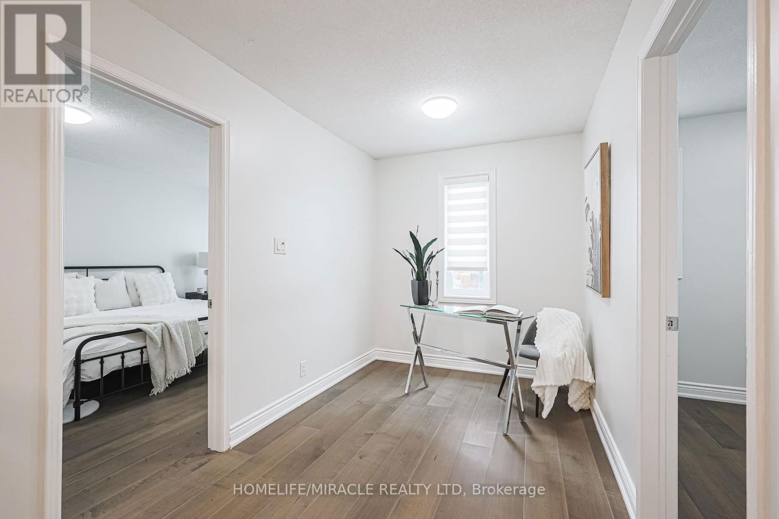 3 HAWKWAY COURT Image 27