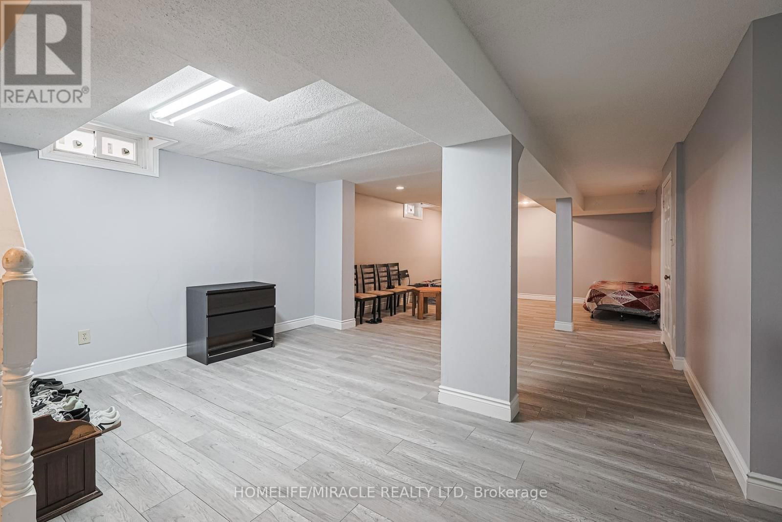 3 HAWKWAY COURT Image 43