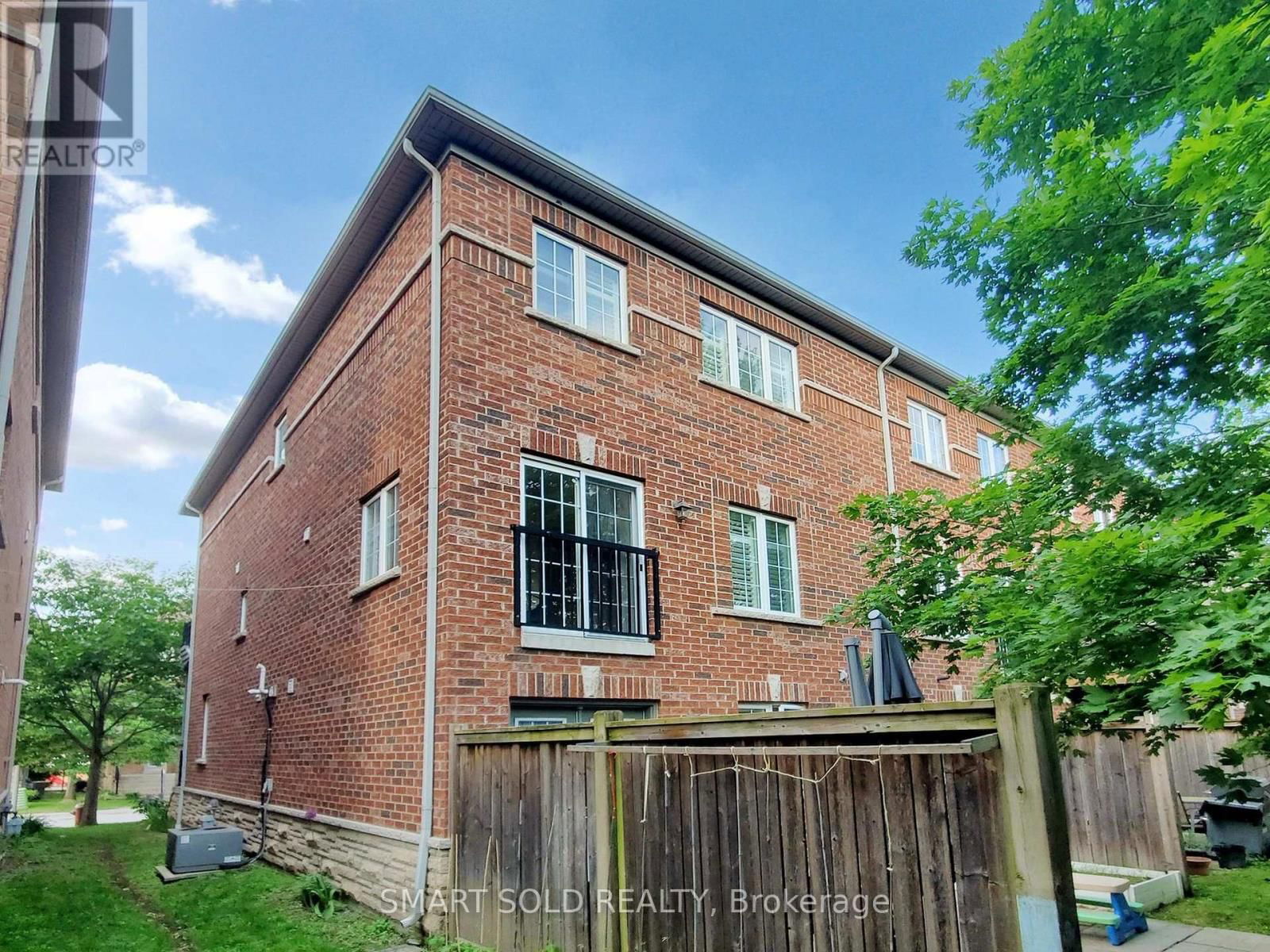 26 - 230 PAISLEY BOULEVARD WEST Image 32