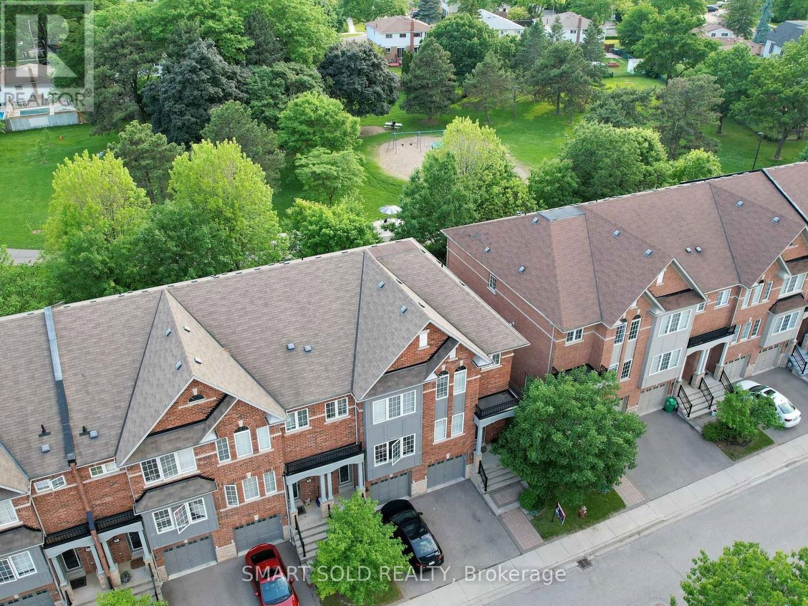 26 - 230 PAISLEY BOULEVARD WEST Image 35