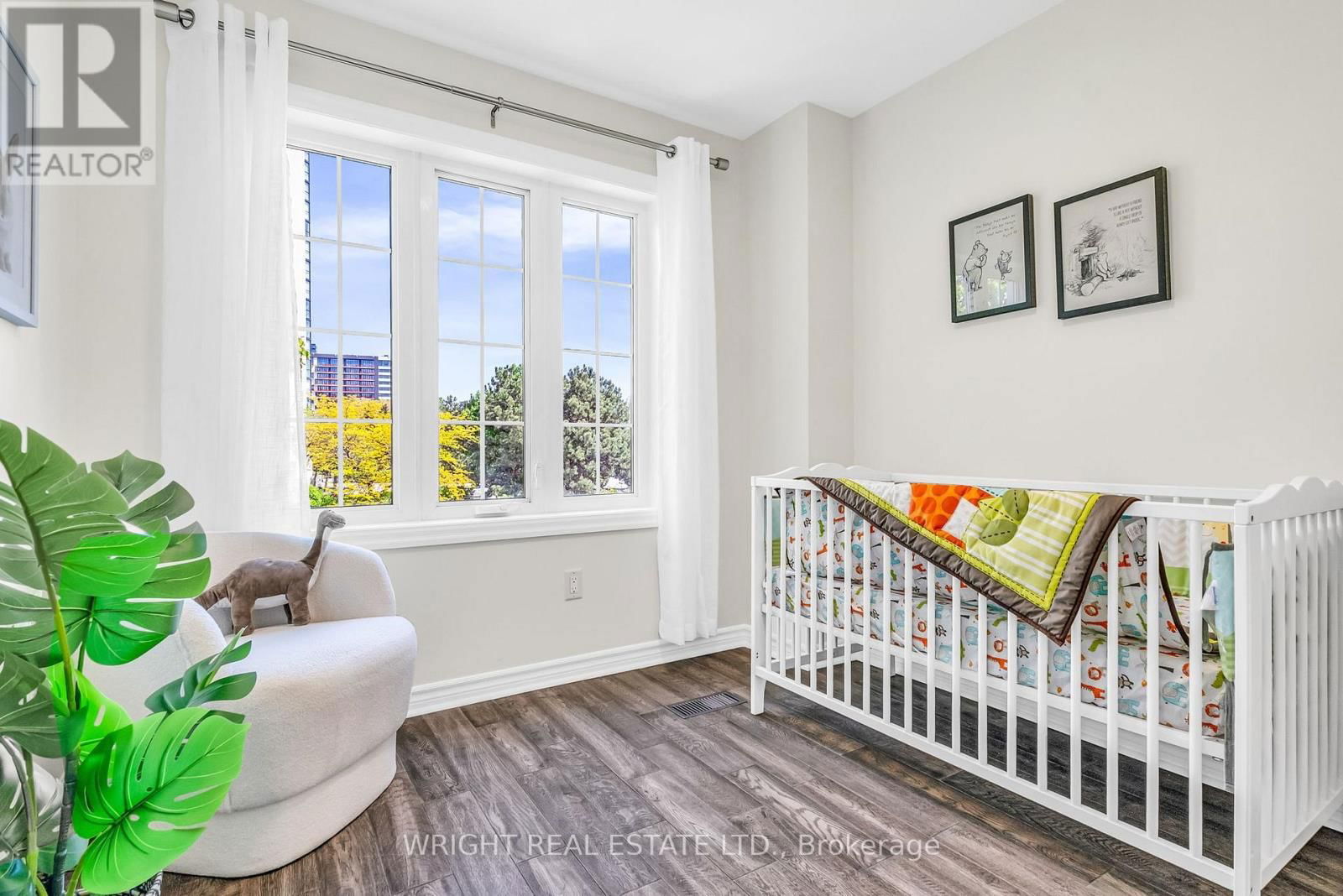 4 - 1347 RATHBURN ROAD EAST Image 18