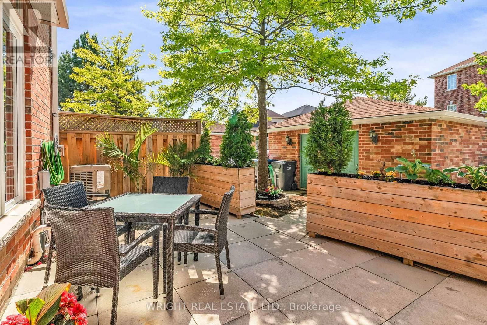 4 - 1347 RATHBURN ROAD EAST Image 23
